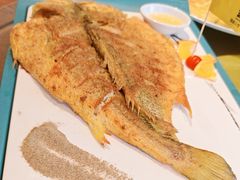 -赶海部落海鲜城(海阳路店)