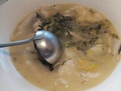 -严记小天府酸菜鱼(西四路店)