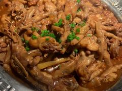 鸡爪煲-胖哥俩肉蟹煲(来福士店)