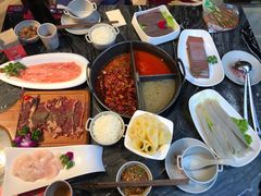 -热火朝天鲜切牛肉火锅(南强街巷店)