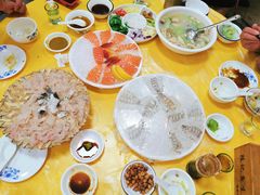 -官塘陈记鱼生·潮汕砂锅粥·牛肉火锅(潮枫路总店)