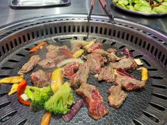 -马路牙子烧烤音乐酒馆(望京店)