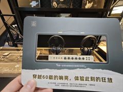 -LOL原创生活概念店(K11购物艺术中心店)