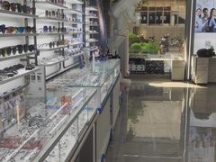 -发茂眼镜·蔡司依视路镜片(镇坪路店)