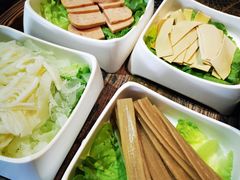 -龙虾风暴(松江店)