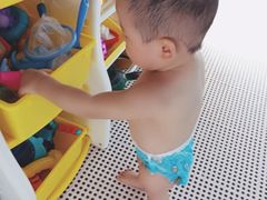 -小小王国亲子游泳(富民中心)