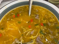 锅仔酸汤肥牛-巴依老爷新疆美食(工体旗舰店)
