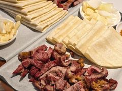 -小河公主秘制烤羊腿(小绿谷店)