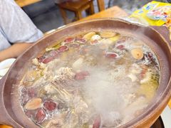 -威邵鸡煲(西华路总店)