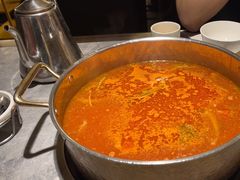 -野山舂·贵州现舂酸汤牛肉(民生路店)