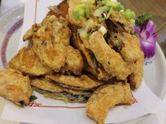 -阿瓦山寨·湘菜现炒·剁椒鱼头王(咸阳总店)