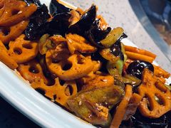 -山河屯铁锅炖(哈西站店)