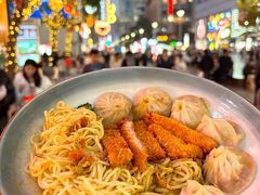 -馋三尺蟹粉小笼(人民广场店)