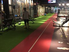-VLines耀能运动24小时·月付制健身(京广桥店)