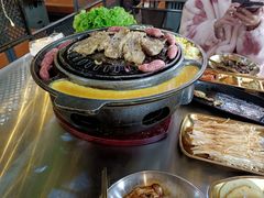 -胡悦里韩式烤肉(芝罘万达广场店)