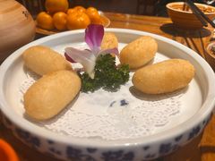 -快活林酸汤鱼鲜品火锅店(甲秀楼店)
