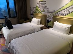 -西安钟楼北大街希尔顿欢朋酒店