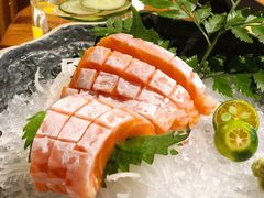 三文鱼鱼腩-黑牛の店·和牛烧肉(合生汇店)