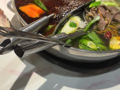 -乡土黄·鲜牛肉火锅·小龙虾(兴业街店)
