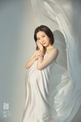 点击看大图 -专注孕妇照亲子照·纪田摄影