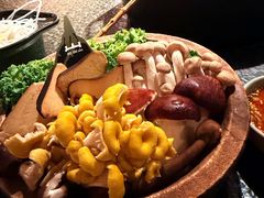 -三出山火锅(南京万象天地店)