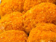 蟹黄风味酥松小贝-鲍师傅糕点(西站店)