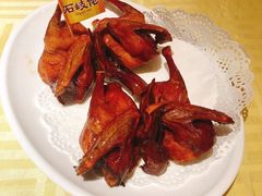 招牌烤乳鸽-石岐佬中山菜馆(张溪店)