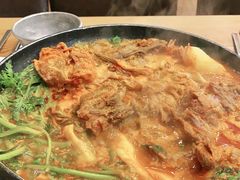 -喇喇排骨火锅·传统韩式脊骨汤(望京西园总店)