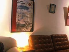 -脚下咖啡·CHILL酒馆(灵光东巷店)