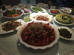 蔡记大红袍龙虾(莫愁湖东路店)-日食记精菜馆(建邺万达店)