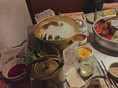 -巴奴毛肚火锅(二七万达店)