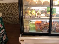 面包甜点陈列柜-花园饼屋·吐司蛋糕面包(星海店)