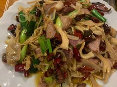 笋干炒腊肉-仁和人家