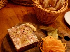 -羽深肉铺 Steak & Wine