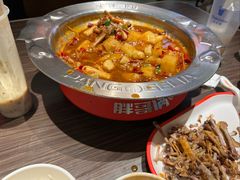 -黄记煌三汁焖锅(新佳丽江汉路店)