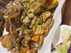 -东来菜馆•手抓海鲜家常菜•海鲜锅贴(鸽子窝店)