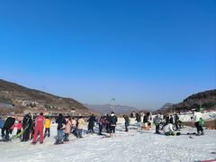 -济南卧虎山滑雪场