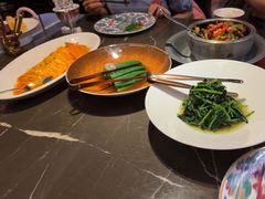 -海派悦庭·海胆烧麦·新融合菜(凯德广场店)