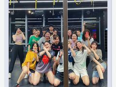 -懒人Club健身(卓越时代广场店)