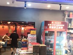 -老街烧烤大排档·地道湖北菜·龙虾馆(汉口火车站店)