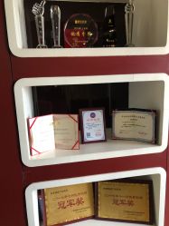 -南京健丽·去眼袋医疗美容机构