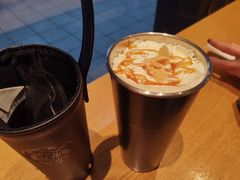 -星巴克臻选(嘉兴海宁银泰城店)