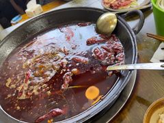 -黄潇洒老火锅(九眼桥宏济巷店)