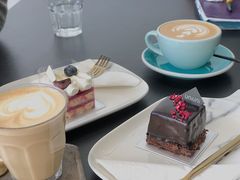 -UNI UNI(环亚凯瑟琳店)