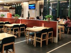大堂-小六汤包砂煲菜(文景路店)