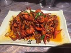 -巴厘龙虾·榜首油焖大虾(音乐学院·沿江酒馆店)