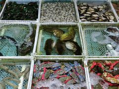 -霞涌市场海鲜摆卖区