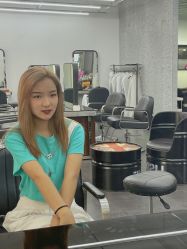 -诗悦发型SALON·圣罗兰店