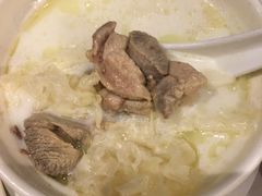 雪耳鲜奶炖鸡-裕.鹅庄