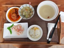 -海豚湾高端月子会所(黄浦店)